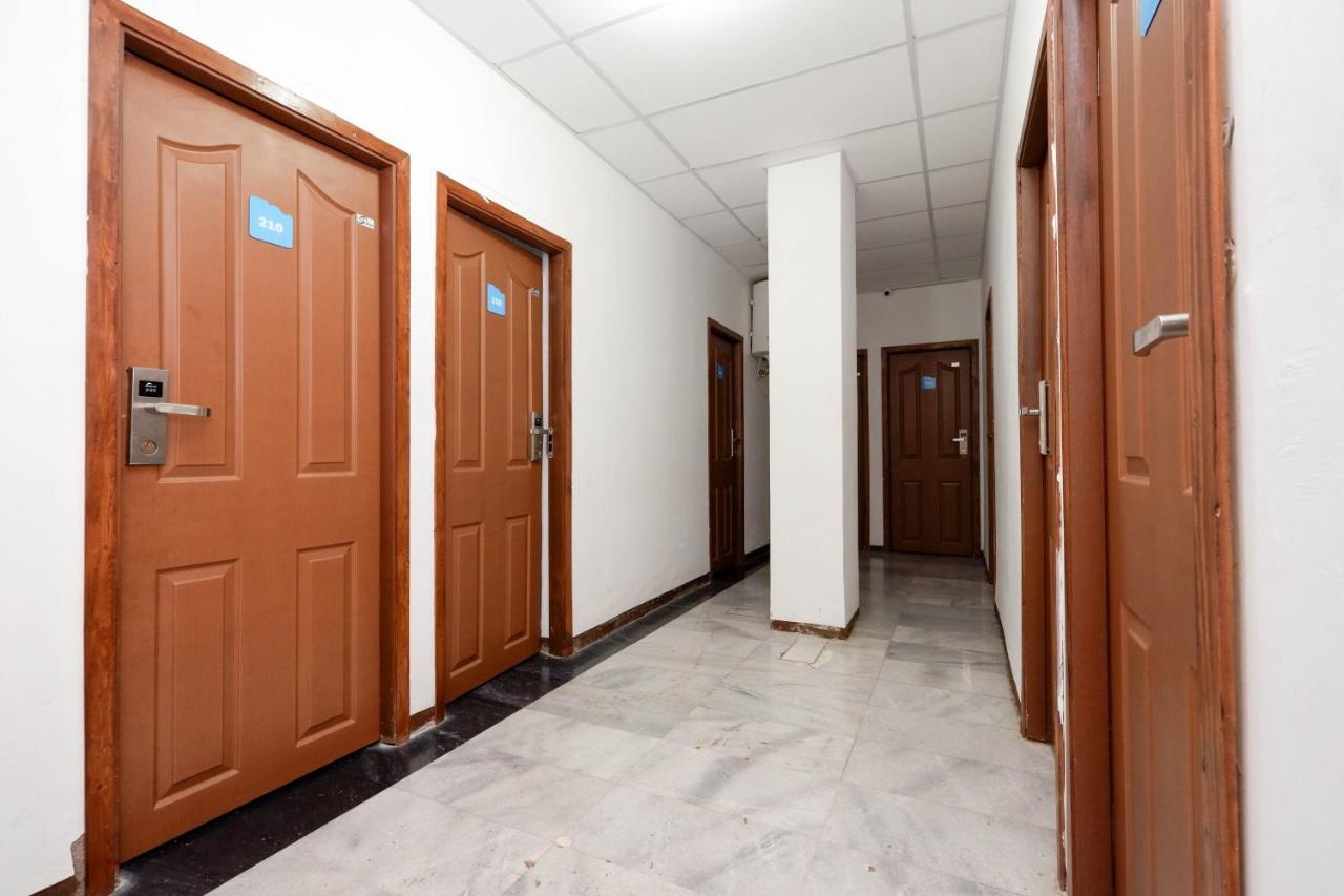 Hotel O Semarang Near Kota Lama Semarang Formerly Kamarkoe Residence Coo Property Екстер'єр фото